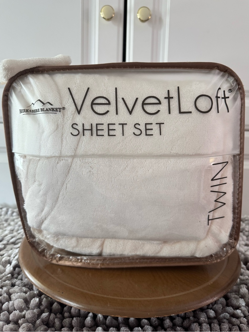 Berkshire Blanket VelvetLoft Sheet Set